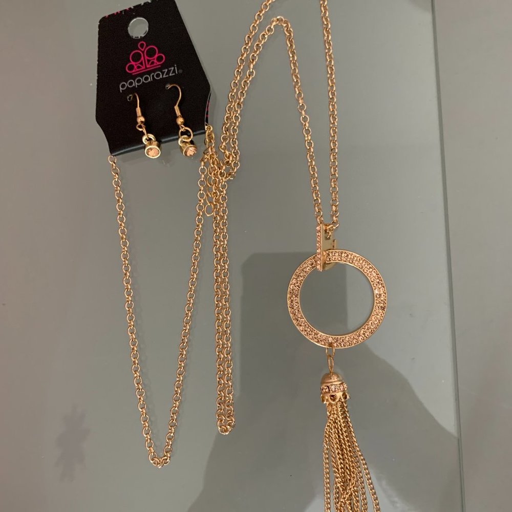 Paparazzi Straight To The Top Gold Necklace with Adjustable Clasp Closure